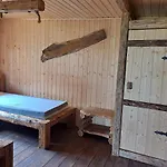 Mazurska Ostoja Na Polwyspie - Przy Samym Jeziorze *