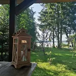 Mazurska Ostoja Na Polwyspie - Przy Samym Jeziorze *