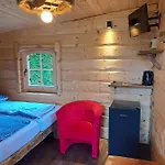 Mazurska Ostoja Na Polwyspie - Przy Samym Jeziorze