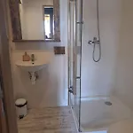 Mazurska Ostoja Na Polwyspie - Przy Samym Jeziorze Holiday park *