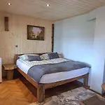Mazurska Ostoja Na Polwyspie - Przy Samym Jeziorze Holiday park *