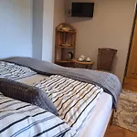 Mazurska Ostoja Na Polwyspie - Przy Samym Jeziorze Holiday park