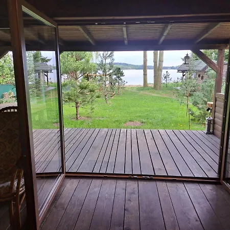Tatil parkı Mazurska Ostoja Na Polwyspie - Przy Samym Jeziorze