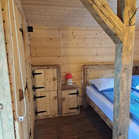 Mazurska Ostoja Na Polwyspie - Przy Samym Jeziorze *