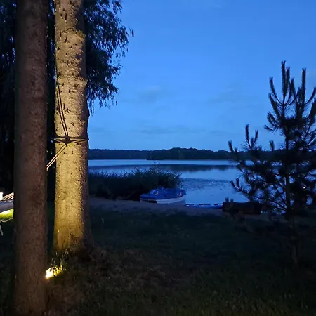 Mazurska Ostoja Na Polwyspie - Przy Samym Jeziorze