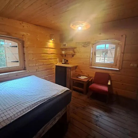 Semesterpark Mazurska Ostoja Na Polwyspie - Przy Samym Jeziorze