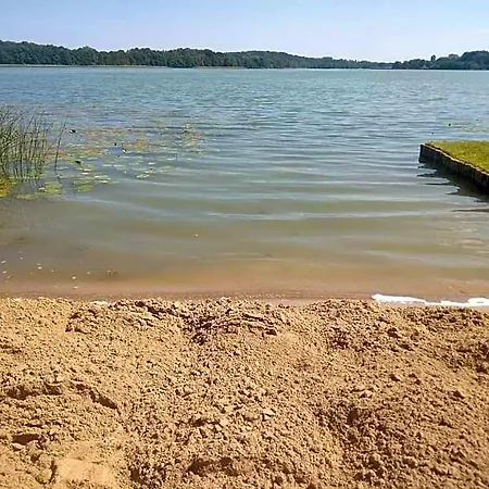 Mazurska Ostoja Na Polwyspie - Przy Samym Jeziorze Semesterpark *